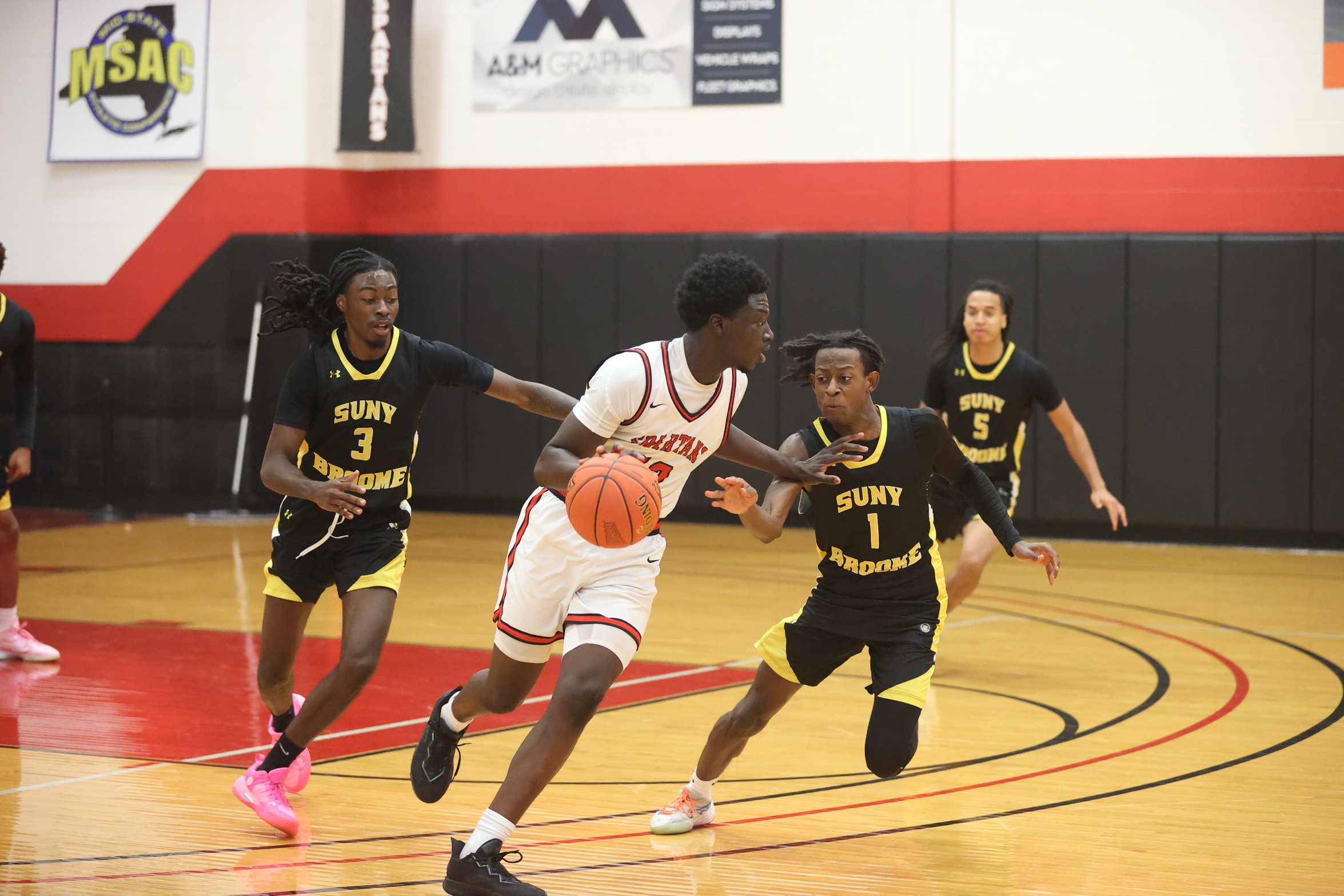 Yaqub Drammeh had 15 points and 13 rebounds in a loss to North Country CC on Sunday.