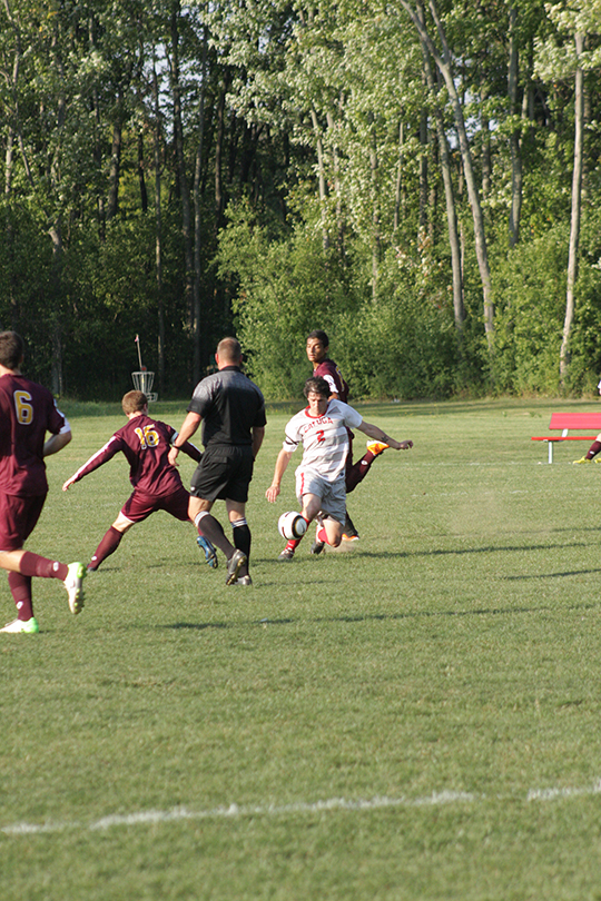 Men's Soccer Get Stung by the Hornets